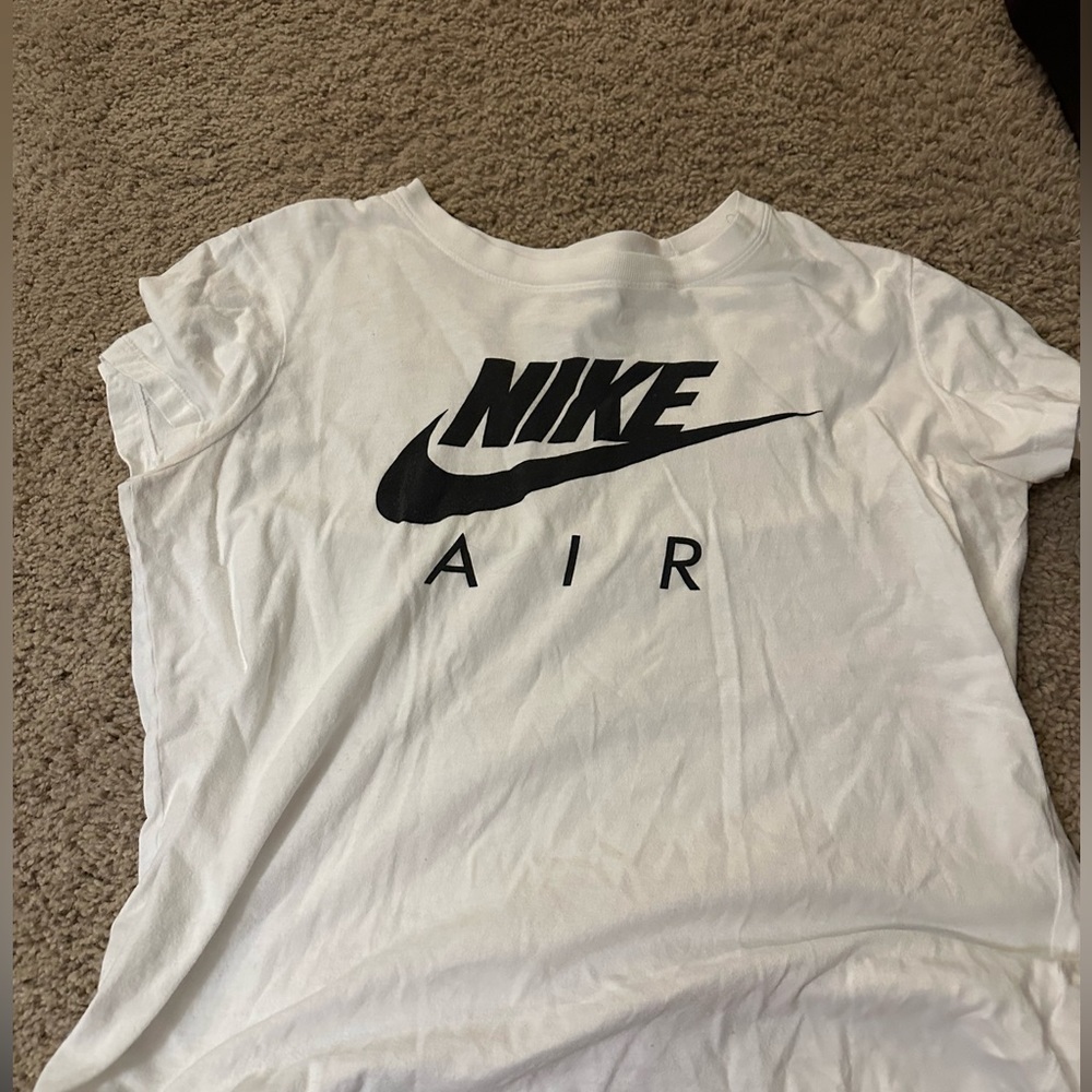 White Nike tee